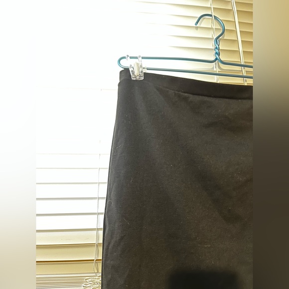 Basic Bodycon/Midi skirt Pull on - Picture 2 of 6